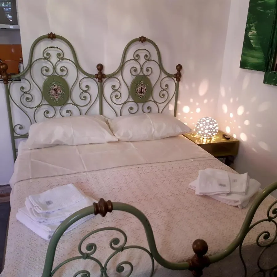 Bed and Breakfast La Pappaghezza Bari Bed & Breakfast